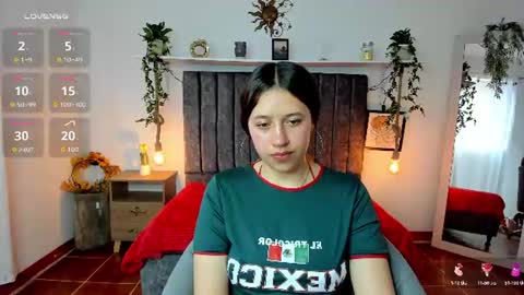 Snapshot of cloe_7 chatting on June 23, 2026, 1:31 pm cloe_7 online show from June 23, 2026, 1:31 pm