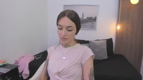 Snapshot of cloe_amazingg chatting on July 10, 2026, 8:55 pm Cloe online show from July 10, 2026, 8:55 pm