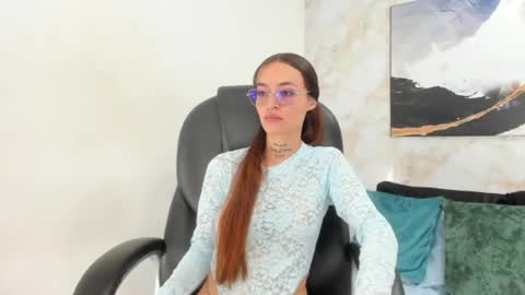 Snapshot of cloe_amazingg chatting on July 19, 2026, 7:06 pm Cloe online show from July 19, 2026, 7:06 pm