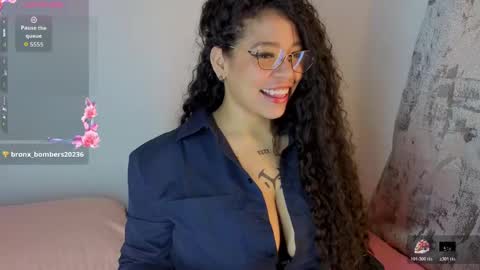 Snapshot of cloebunny_ chatting on April 17, 2026, 2:36 am Cloe Bunny online show from April 17, 2026, 2:36 am