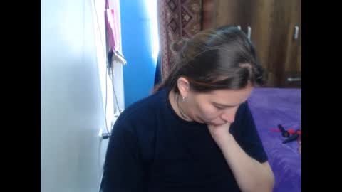 Snapshot of cloepregnant25 chatting on February 2, 2026, 5:11 pm cloepregnant25 online show from February 2, 2026, 5:11 pm