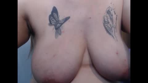 Snapshot of cloepregnant25 chatting on February 24, 2026, 6:39 pm cloepregnant25 online show from February 24, 2026, 6:39 pm