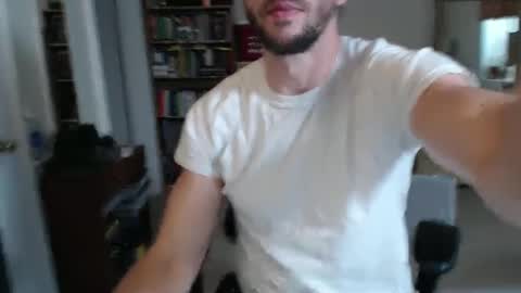 Cloud online show from December 4, 2024, 4:05 pm