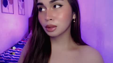 Snapshot of cloudia_babe chatting on September 25, 2025, 4:32 pm Cloudia babe69 online show from September 25, 2025, 4:32 pm