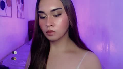 Snapshot of cloudia_babe chatting on December 15, 2025, 3:16 pm Cloudia babe69 online show from December 15, 2025, 3:16 pm