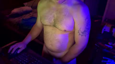 Snapshot of cloudy_dayz69 chatting on January 17, 2026, 10:46 pm Cloudy Dayz online show from January 17, 2026, 10:46 pm