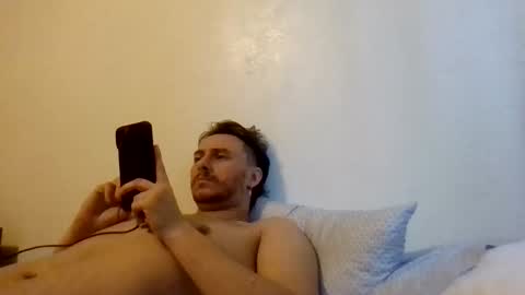 Snapshot of cloudyydayzz chatting on March 9, 2026, 4:11 pm tallhungandcloudy online show from March 9, 2026, 4:11 pm