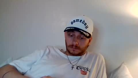 Snapshot of cloudyydayzz chatting on March 18, 2026, 1:42 am tallhungandcloudy online show from March 18, 2026, 1:42 am