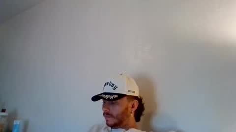 Snapshot of cloudyydayzz chatting on March 20, 2026, 2:49 am tallhungandcloudy online show from March 20, 2026, 2:49 am