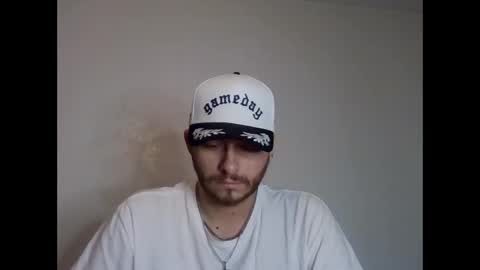 Snapshot of cloudyydayzz chatting on April 11, 2026, 9:46 am tallhungandcloudy online show from April 11, 2026, 9:46 am