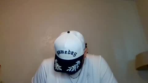 Snapshot of cloudyydayzz chatting on April 12, 2026, 10:37 pm tallhungandcloudy online show from April 12, 2026, 10:37 pm