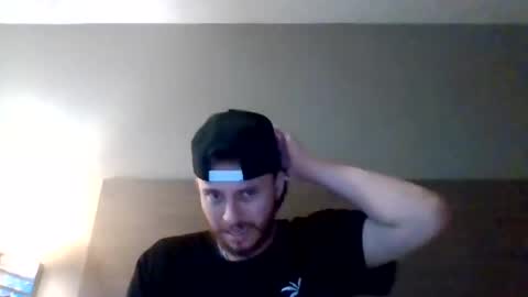 Snapshot of cloudyydayzz chatting on April 30, 2026, 8:15 pm tallhungandcloudy online show from April 30, 2026, 8:15 pm