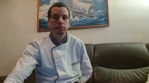 clouplefun online show from February 4, 2026, 6:52 am