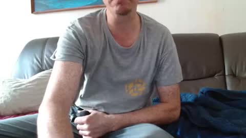 Snapshot of clouplefun chatting on June 1, 2026, 6:04 am clouplefun online show from June 1, 2026, 6:04 am