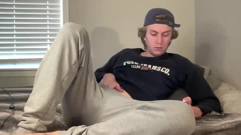 Clyde Austin online show from November 12, 2025, 7:24 pm