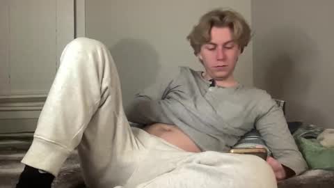 Clyde Austin online show from February 8, 2026, 3:32 am