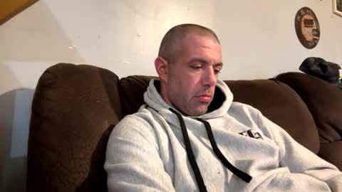 coachg12 online show from January 12, 2026, 1:49 pm