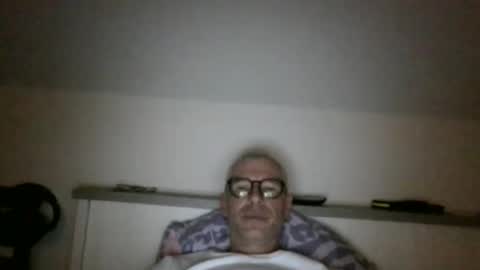 Snapshot of cobra009 chatting on October 12, 2025, 9:36 pm cobra online show from October 12, 2025, 9:36 pm