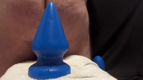 cock4mine online show from April 15, 2026, 5:09 pm