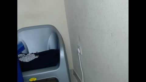 cockfanx online show from January 21, 2025, 6:00 am