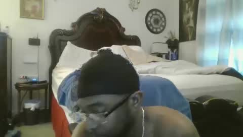 coco3402 online show from December 9, 2024, 5:19 pm