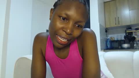 Snapshot of coco_jones_ chatting on November 14, 2025, 10:51 pm Coco online show from November 14, 2025, 10:51 pm