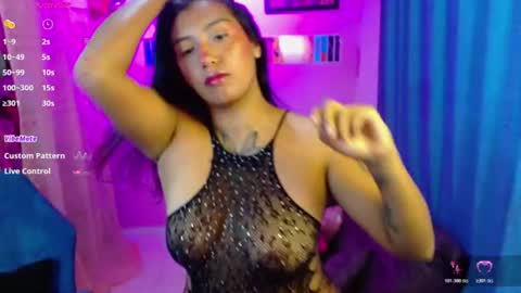 Snapshot of coco_macr chatting on July 27, 2026, 8:54 am coco_macr online show from July 27, 2026, 8:54 am