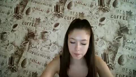 cocoberry1 online show from February 25, 2025, 8:14 am