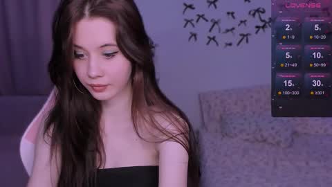 Snapshot of coddleweeper chatting on February 19, 2026, 12:45 pm Hello guys my name is Coddle online show from February 19, 2026, 12:45 pm