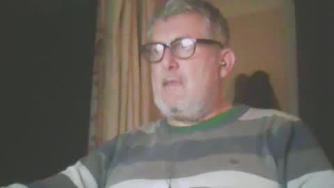 coeurdusud132 online show from October 2, 2025, 11:23 pm