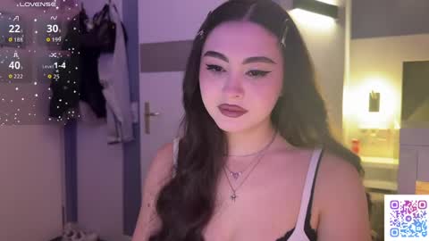 Yumi online show from April 2, 2026, 11:46 pm