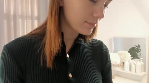 Snapshot of colbymcroberts chatting on September 10, 2025, 1:38 am Carry online show from September 10, 2025, 1:38 am