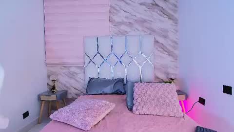 Snapshot of colett_hall chatting on June 28, 2026, 12:00 pm colett online show from June 28, 2026, 12:00 pm