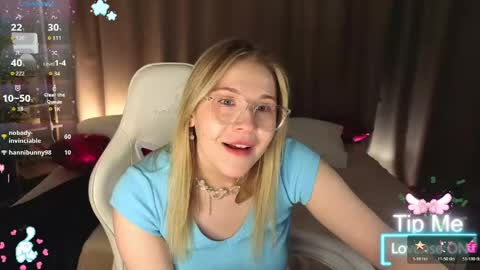Snapshot of colleen_blake chatting on April 30, 2026, 8:57 pm Collen Mon Tue Wed Thu Fri GMT 3 0300am - 0900am online show from April 30, 2026, 8:57 pm