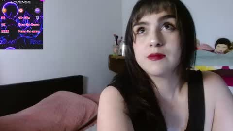 Snapshot of collette_beaufoy chatting on June 27, 2026, 4:17 am Collette online show from June 27, 2026, 4:17 am