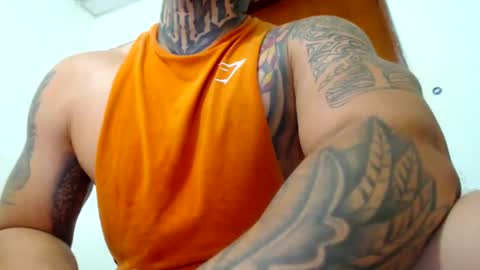Snapshot of colombian_monster_cock chatting on December 18, 2024, 5:59 am camilo online show from December 18, 2024, 5:59 am