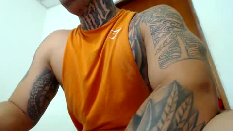 Snapshot of colombian_monster_cock chatting on December 23, 2024, 1:08 am camilo online show from December 23, 2024, 1:08 am