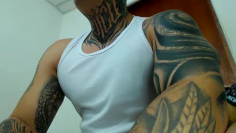 Snapshot of colombian_monster_cock chatting on September 9, 2025, 5:51 am camilo online show from September 9, 2025, 5:51 am