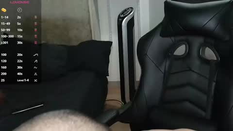 Snapshot of colombianmuscle8 chatting on December 29, 2024, 1:45 am colombianmuscle8 online show from December 29, 2024, 1:45 am