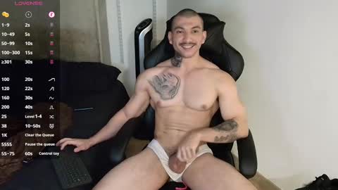 Snapshot of colombianmuscle8 chatting on February 16, 2025, 2:09 am colombianmuscle8 online show from February 16, 2025, 2:09 am