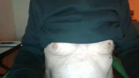 Snapshot of comeonmymouth chatting on February 20, 2026, 1:44 pm comeonmymouth online show from February 20, 2026, 1:44 pm