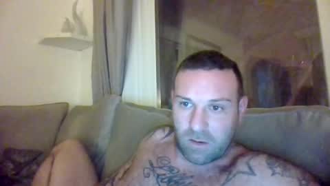 comesee10 online show from February 12, 2025, 10:48 pm