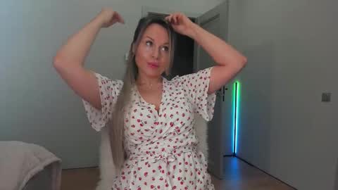 Alice online show from October 19, 2025, 3:45 pm