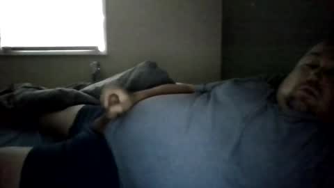 comfortably_numb1980 online show from September 17, 2025, 4:41 pm