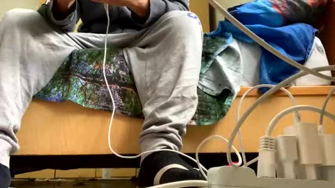 comobailamioso online show from January 29, 2025, 7:36 am