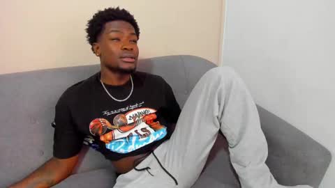 Snapshot of compton_01 chatting on October 9, 2025, 1:31 pm COMPTON online show from October 9, 2025, 1:31 pm
