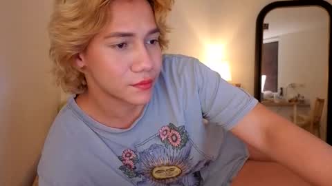 Snapshot of connie_varela chatting on May 4, 2026, 7:26 am new account online show from May 4, 2026, 7:26 am