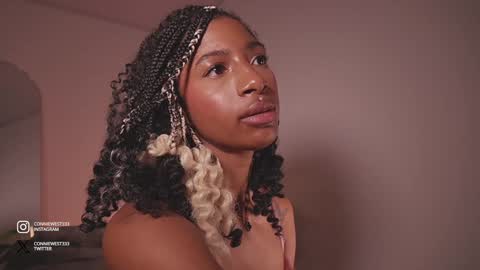 Snapshot of connie_west0 chatting on December 10, 2024, 1:11 am   independent model online show from December 10, 2024, 1:11 am