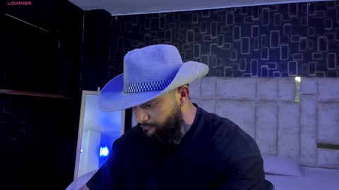 rusfegui online show from February 2, 2025, 1:02 am