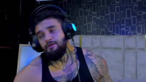 rusfegui online show from February 19, 2025, 3:28 am